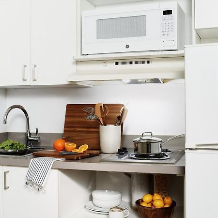 Intown Suites Extended Stay West Palm Beach Fl - Military Trail Rd Bagian luar foto