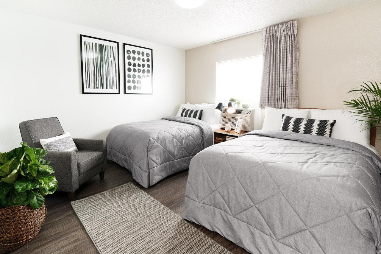 Intown Suites Extended Stay West Palm Beach Fl - Military Trail Rd Bagian luar foto